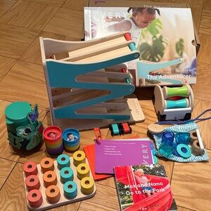 LOVEVERY The Adventurer Play Kit Months 16, 17, 18